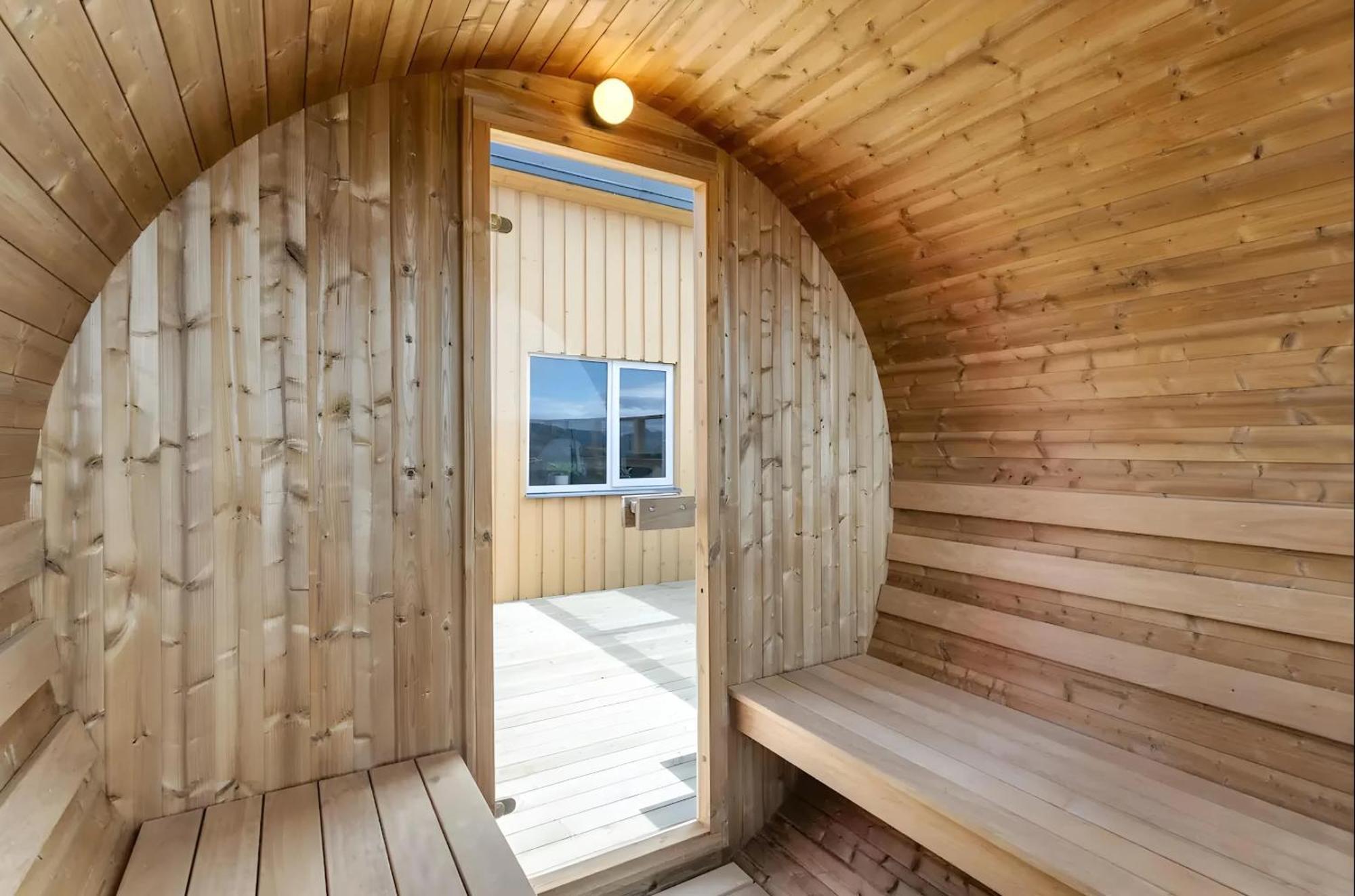 Cozy Cabin With Hot Tub & Sauna - Ultimate Retreat Veithilundur ภายนอก รูปภาพ